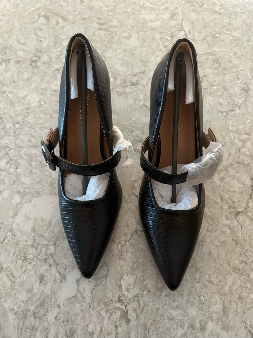 Pointed Black Mary Jane Heels with Textured Strap
